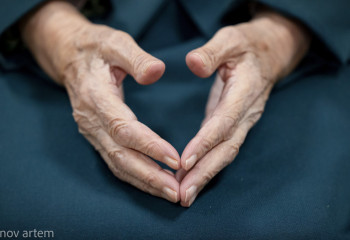 Пансионат қызметкерлері қарттарды ұрып-соғып, пәтерлерін жалға беріп келген