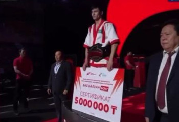 Ақтөбелік полицей қазақ күресінен өткен турнирде топ жарды