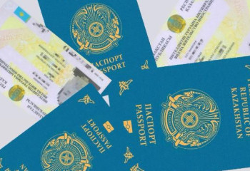 Астаналық екі тұрғын шетелдіктерге Қазақстан азаматтығын заңсыз берген