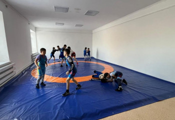 Абай облысында балаларға арналған күрес залы ашылды