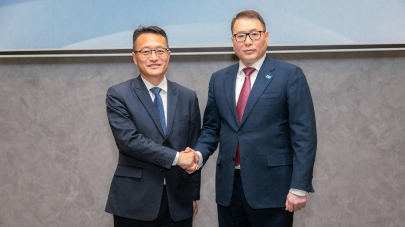  Kazakh Minister of Trade and Integration 