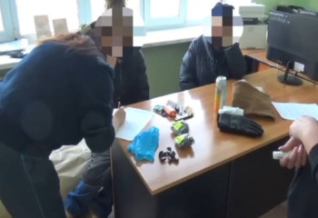 Риддерде жас ана есірткі таратумен айналысқан