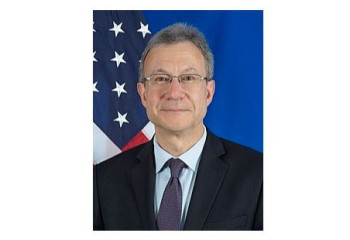 АҚШ-тың Қазақстандағы елшісі зейнетке шықты