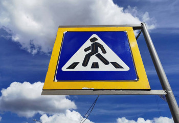 Нерадивых пешеходов выявляла полиция на оживленной магистрали в Алматы