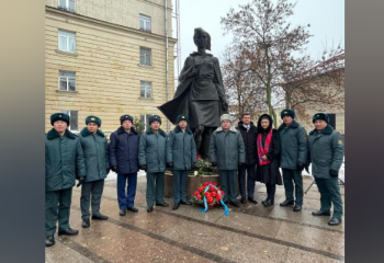 В Санкт-Петербурге почтили память Алии Молдагуловой, Героя Советского Союза