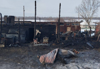 Мужчина в ВКО решил отомстить и поджег сарай, но ошибся адресом