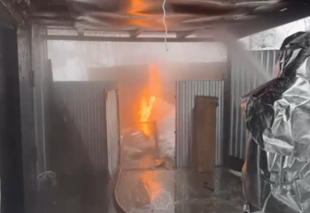 Пожарные в ВКО предотвратили взрыв подземной емкости с 200 литрами газа