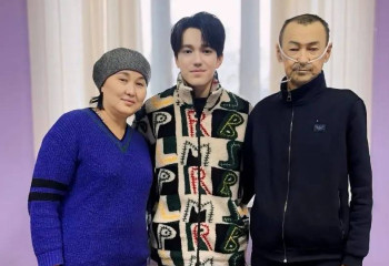 Димаш Құдайберген қатерлі ісікке шалдыққан жанкүйерінің арманын орындады