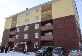 122 семьи получили ключи от новых квартир в Рудном