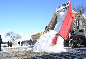 В Алматы внедрена уникальная технология утилизации снега: студенты изучают экологичные решения