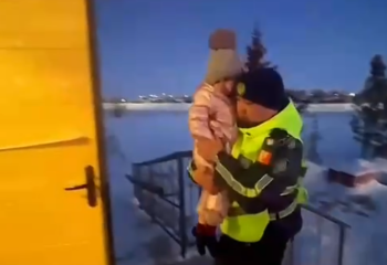 Ехавший из Шымкента в Уфу автобус с 82 пассажирами сломался в 30-градусный мороз на трассе в Актюбинской области