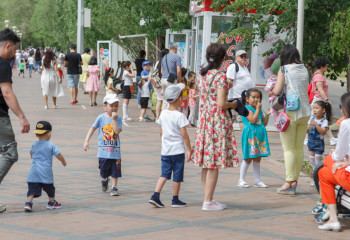 Дети — будущее страны: в области Абай создаются условия для их безопасного и гармоничного развития