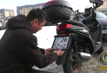Алматыда 60-қа жуық мопед тіркеуден өтті