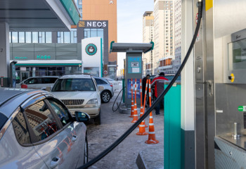 В Казахстане начнётся поэтапная либерализация цен на бензин и газ