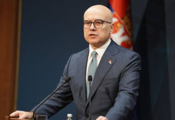 Премьер-министр Сербии Милош Вучевич подал в отставку на фоне массовых протестов