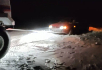 Қостанайда қар құрсауында қалған көлік жүргізушісі құтқарылды