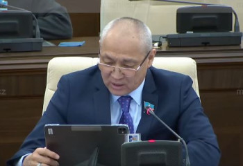 «Депутаттар МӘМС-ке жалақысының 1%-ын төлейді»: Жаңбыршин жауап берді