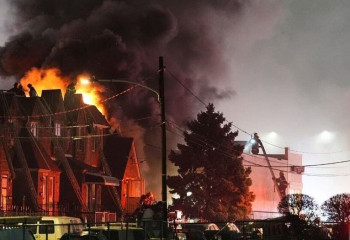 АҚШ-та тұрғын үйлерге ұшақ құлады