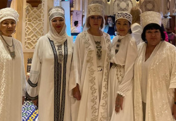 Алматинские пенсионерки покорили Дубай и Абу-Даби