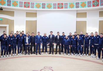 ҚФФ президенті футзалдан Қазақстан құрамасымен кездесті