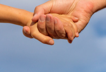 «Игі істі бөліс»: 300-ден астам қайырымдылық шара ұйымдастырылды