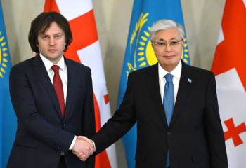 Tokayev holds talks with Prime Minister of Georgia