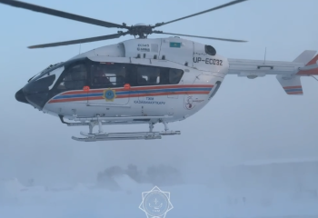 Новорожденного экстренно доставили вертолетом МЧС РК в медучреждение Усть-Каменогорска