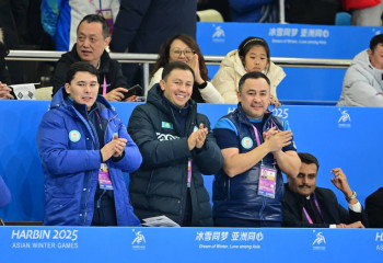 Президент НОК поздравил обладателей золотой медали Азиатских игр