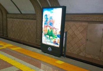 Алматы метросында жаңа уақытша қоршаулар орнатылды