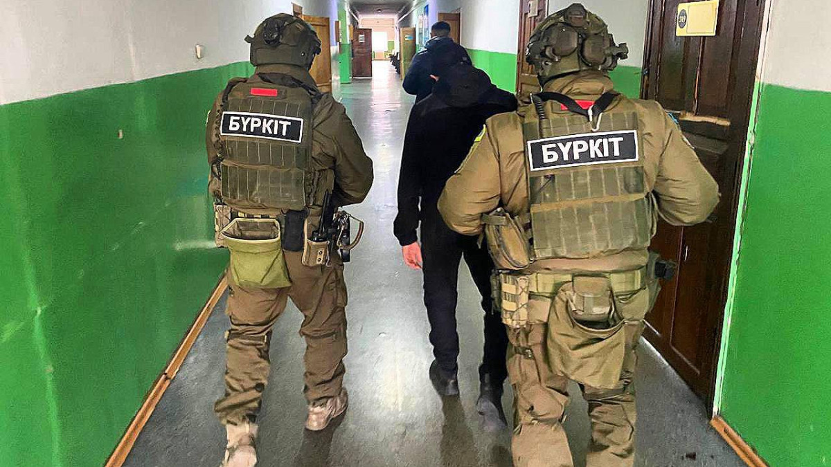  Polisia.kz 