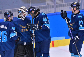 Казахстанская сборная по хоккею разгромила Гонконг и вышла в полуфинал Азиады-2025