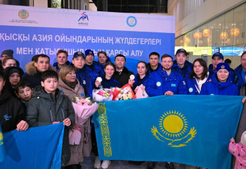 Конькимен жүгіруден Азиада жүлдегерлері елге оралды