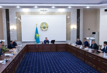Kazakh PM  holds republican meeting on flood period preparation