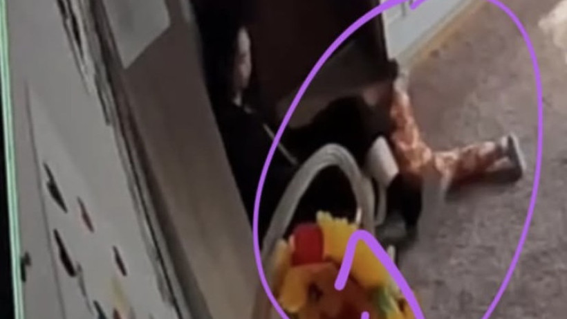  видеодан алынған кадр 