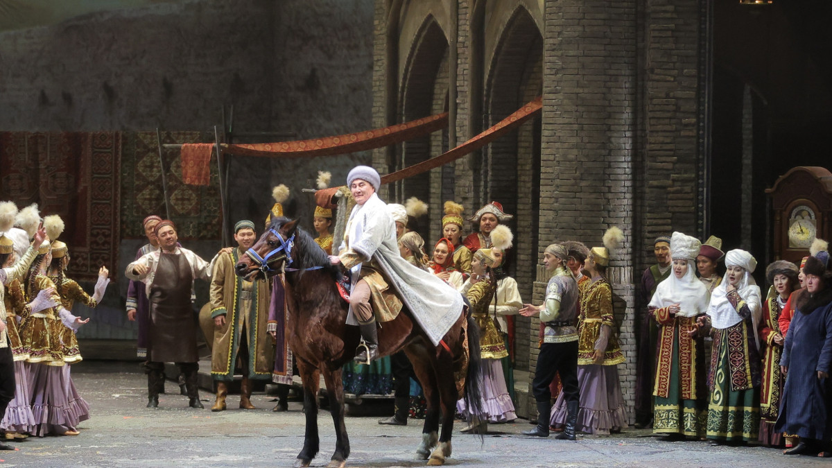  astanaopera.kz 