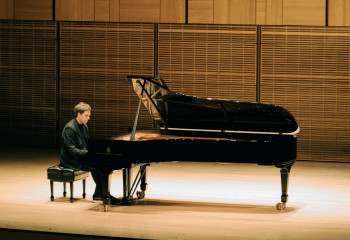 Концерт всемирно известного композитора и пианиста из Канады пройдет в Астане