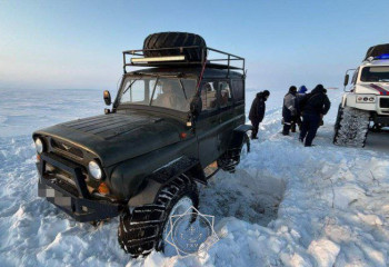 Ұлытауда көлік бұзылып, жолда қалған 4 адам құтқарылды