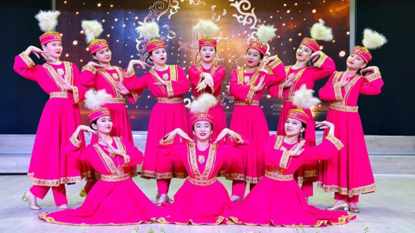  Алмас Батырхан 