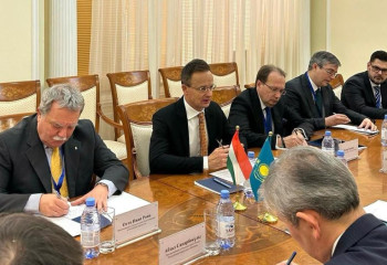 Казахстан и Венгрия договорились о совместных проектах в энергетике и поставках нефти