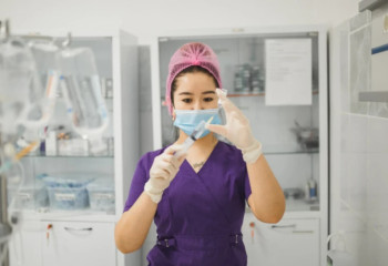 Атырауда 2 мыңнан астам оқушы қыз адам папилломасы вирусына қарсы екпе салдырды