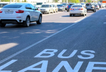 Елордадағы көшеде автобус жолақтарымен жүруге уақытша рұқсат етілді