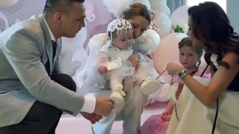  Instagram/dinarasatzhan 