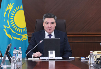 Olzhas Bektenov condolences to victims' families in Ulytau mine and hears Government Commission's work report