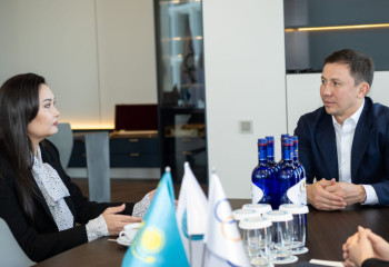 Головкин  гимнастика федерациясының басшысын қабылдады