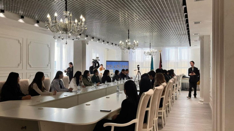  Мәдениет және ақпарат министрлігінің баспасөз қызметі 