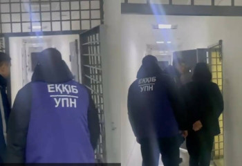 В Актау задержан закладчик с особо крупной партией мефедрона