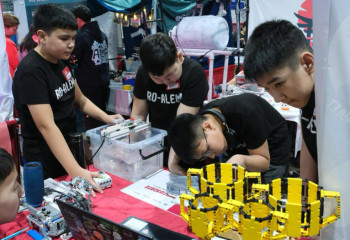 Крупнейший чемпионат юных инженеров и робототехников проходит в Алматы