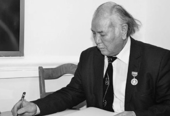 Аида Балаева выразила соболезнования в связи с кончиной Дулата Исабекова