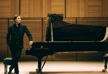 Musical gift from a Canadian star to Kazakh women on March 8