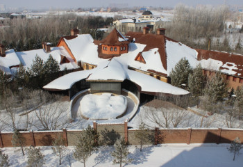 1,8 млрд теңге: Кәрім Мәсімовтің зәулім үйін сатып алушы табылмады